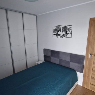 Alquiler de un acogedor apartamento de 3 habitaciones, 59 m², Psie Pole, Breslavia, Polonia